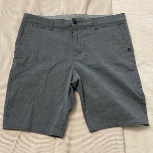 Quicksilver casual short sz 36